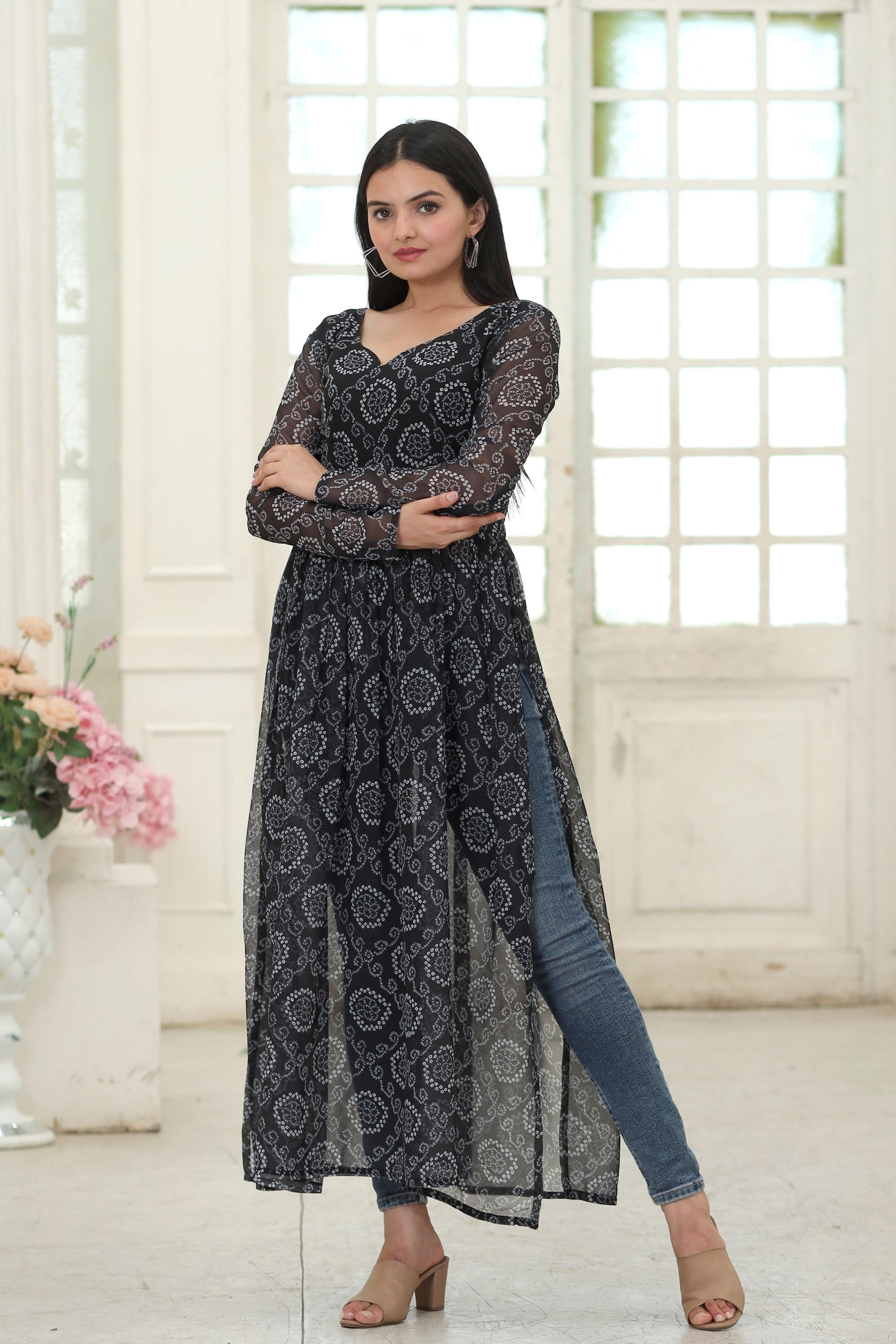 PREMIUM READYMADE DESIGNER NAYRA CUT KURTI - Clothebelle